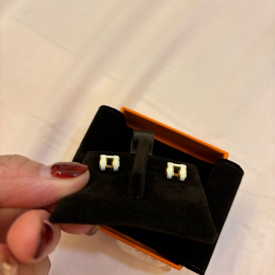 情人節13888 現貨商品 台灣專櫃 台灣購證 Hermes Mini PopH  經典白色金耳環-22