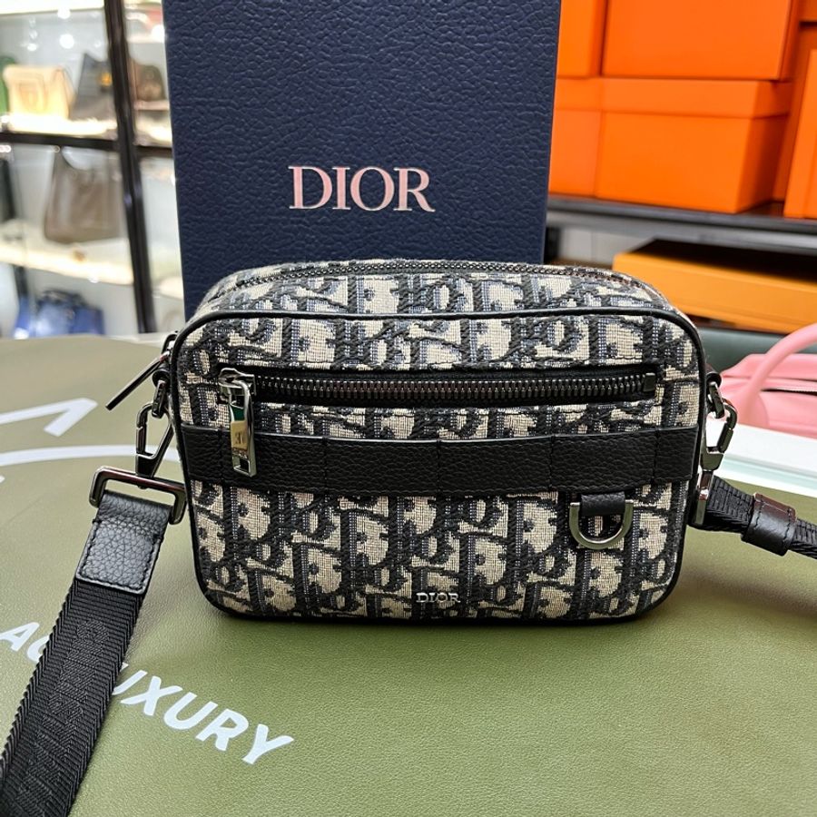 Dior Safari相機包 斜挎包 2023年 男女通用🩶-0