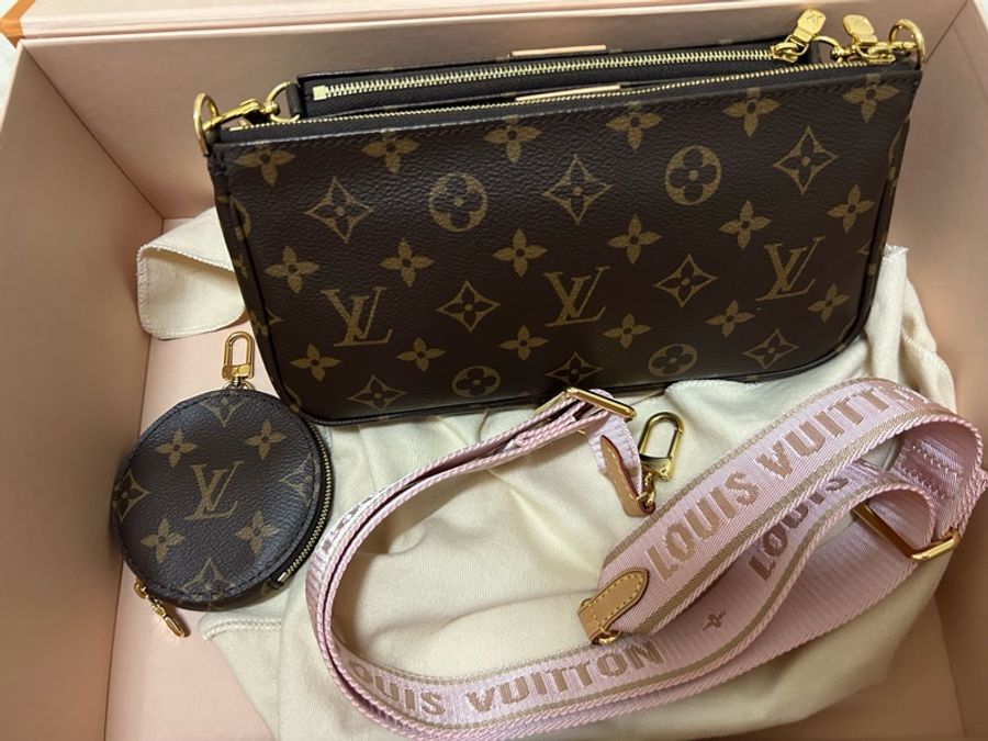 LV Louis Vuitton 路易威登 M44813 限量MULTI POCHETTE ACCESSOIRES系列寬背帶五合一斜背包(粉色)-11