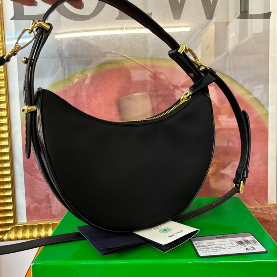 Prada arque 黑色最新款-4