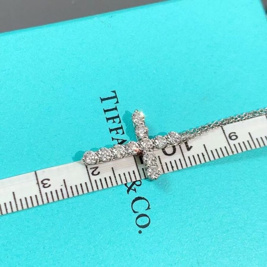 Tiffany十字架中白金滿鑽項鍊-6