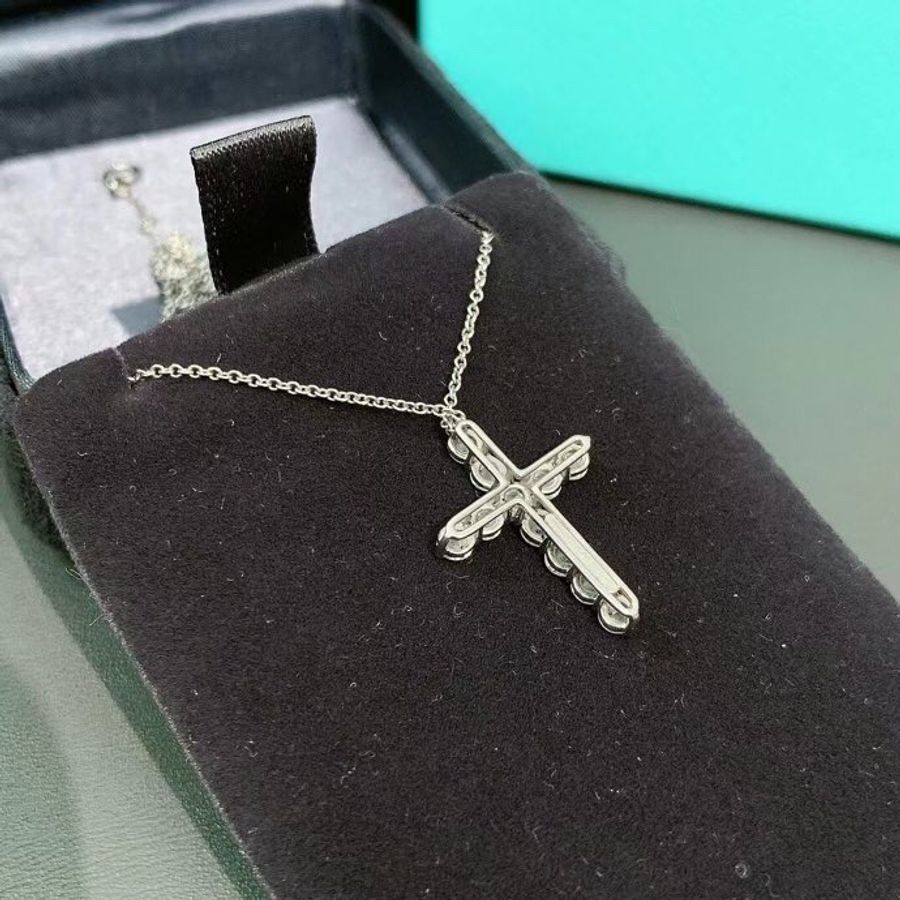 Tiffany十字架中白金滿鑽項鍊-13