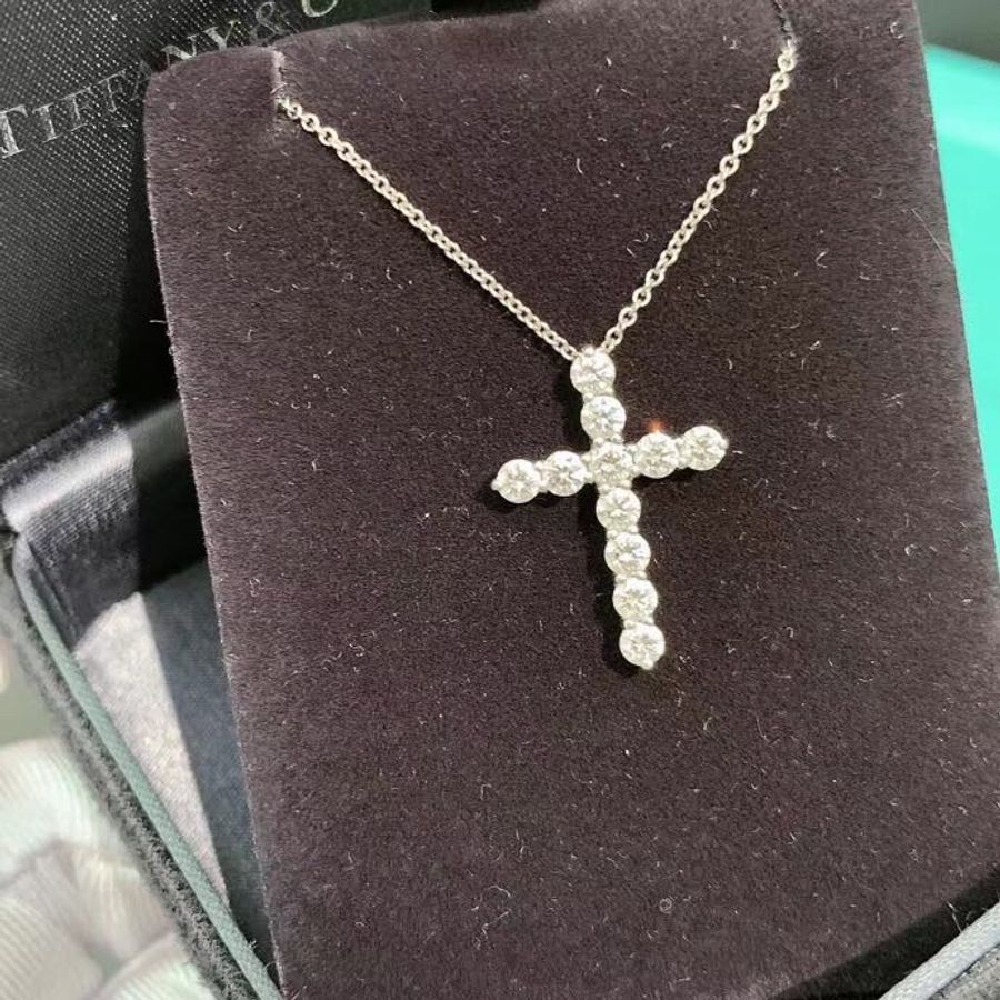 Tiffany十字架中白金滿鑽項鍊-14