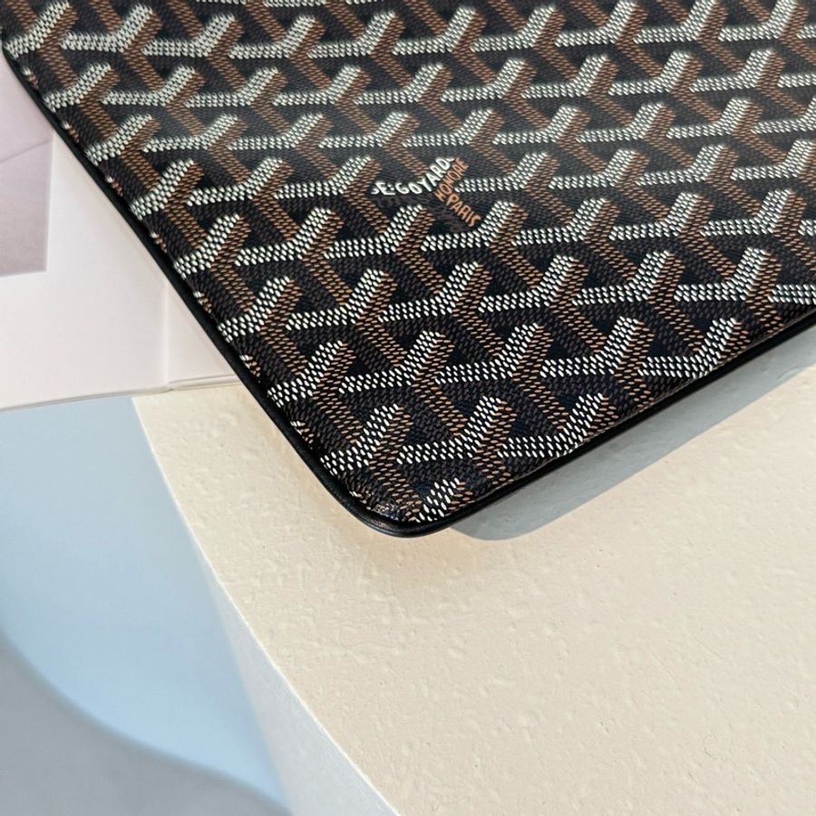 GOYARD 小牛皮手拿包-2