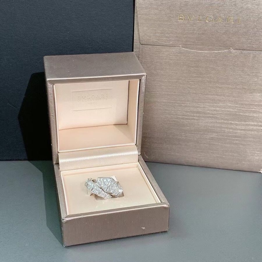 bvlgari 寶格麗Serpenti Viper系列蛇頭戒指白金滿鑽s碼 2021購入-0