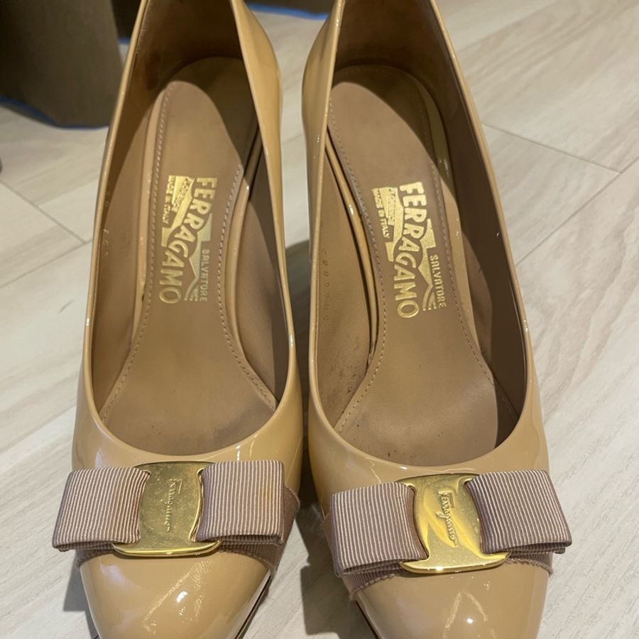 salvatore ferragamo裸色高跟鞋-0
