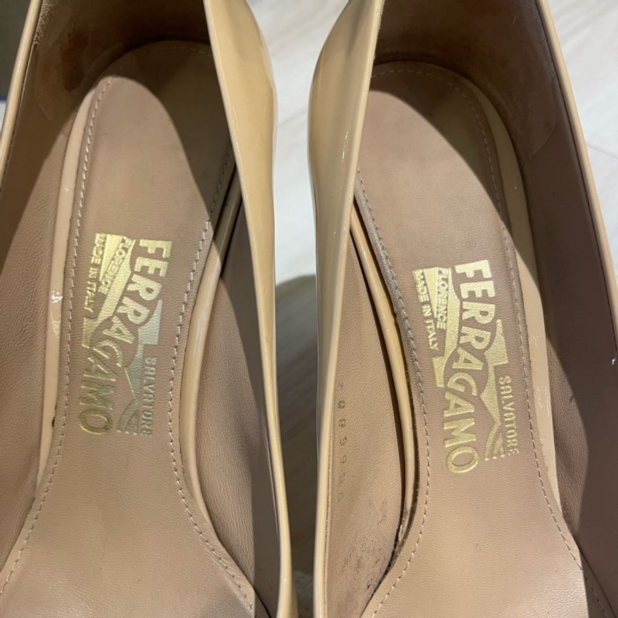 salvatore ferragamo裸色高跟鞋-1