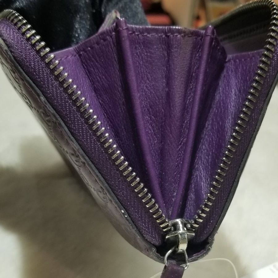 Gucci 紫色細logo長銀包X429-4