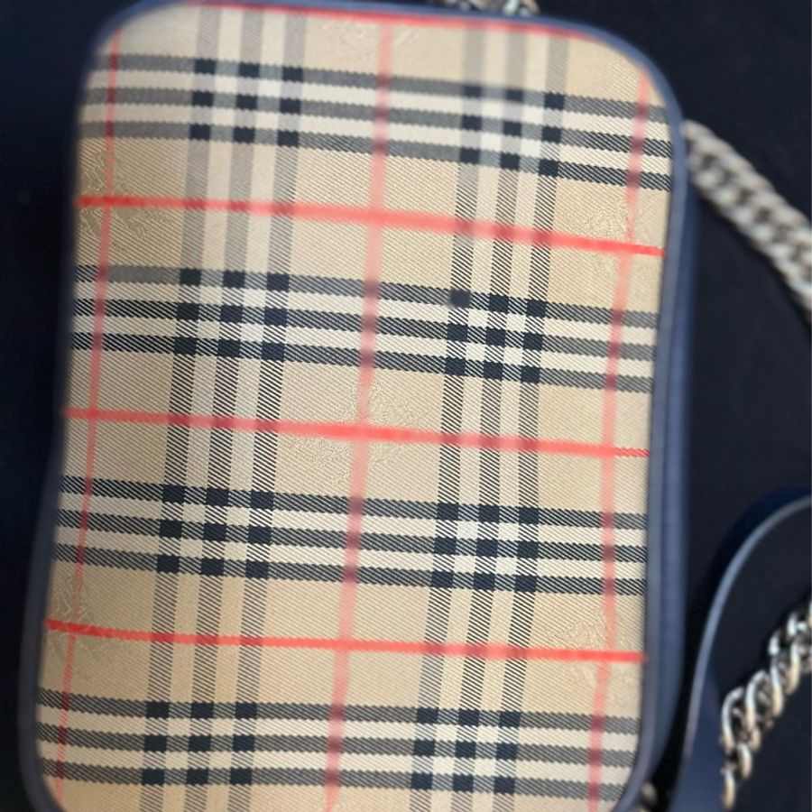 Burberry 相機包-1