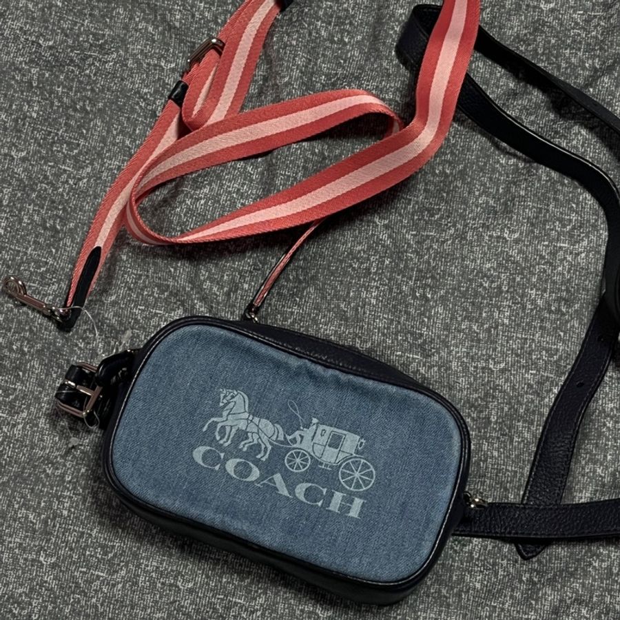 coach 腰包全新未使用-1