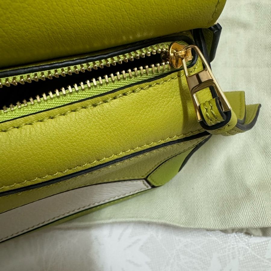 Loewe puzzle mini 拼圖包 特殊色 撞色 綠白-13