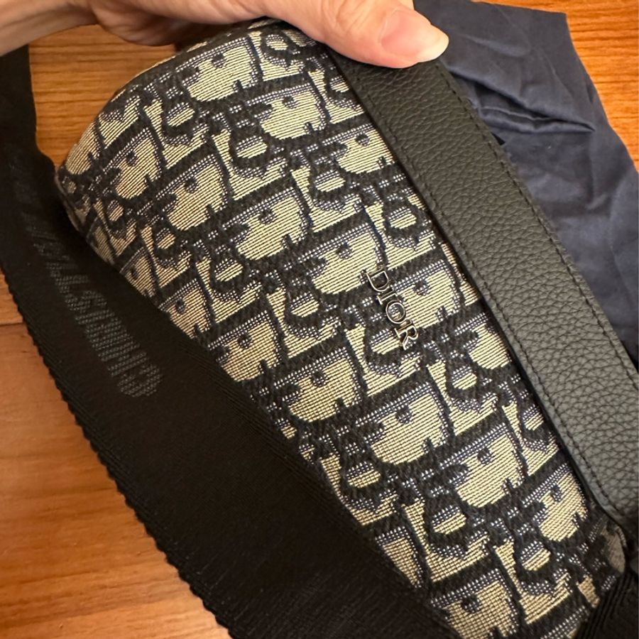 Dior圓筒包 超好看 還可以手提-7