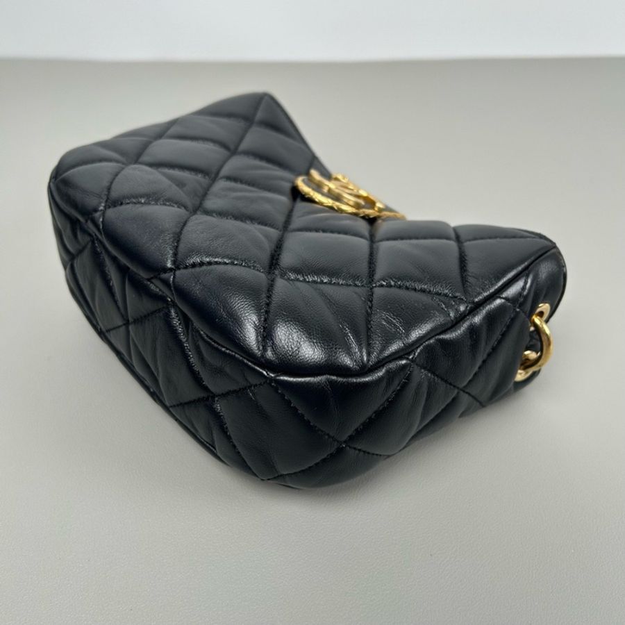 Chanel 香奈兒 22B 流浪包 黑色 金扣 羊皮-4