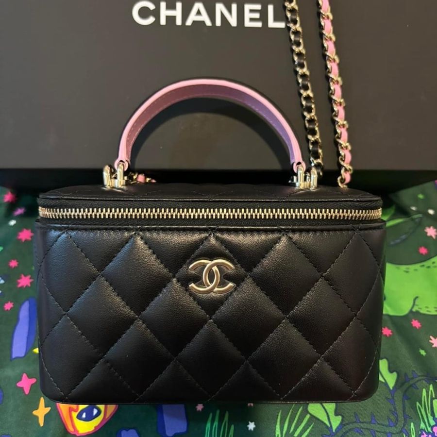 CHANEL 黑粉長盒子(全新)-1