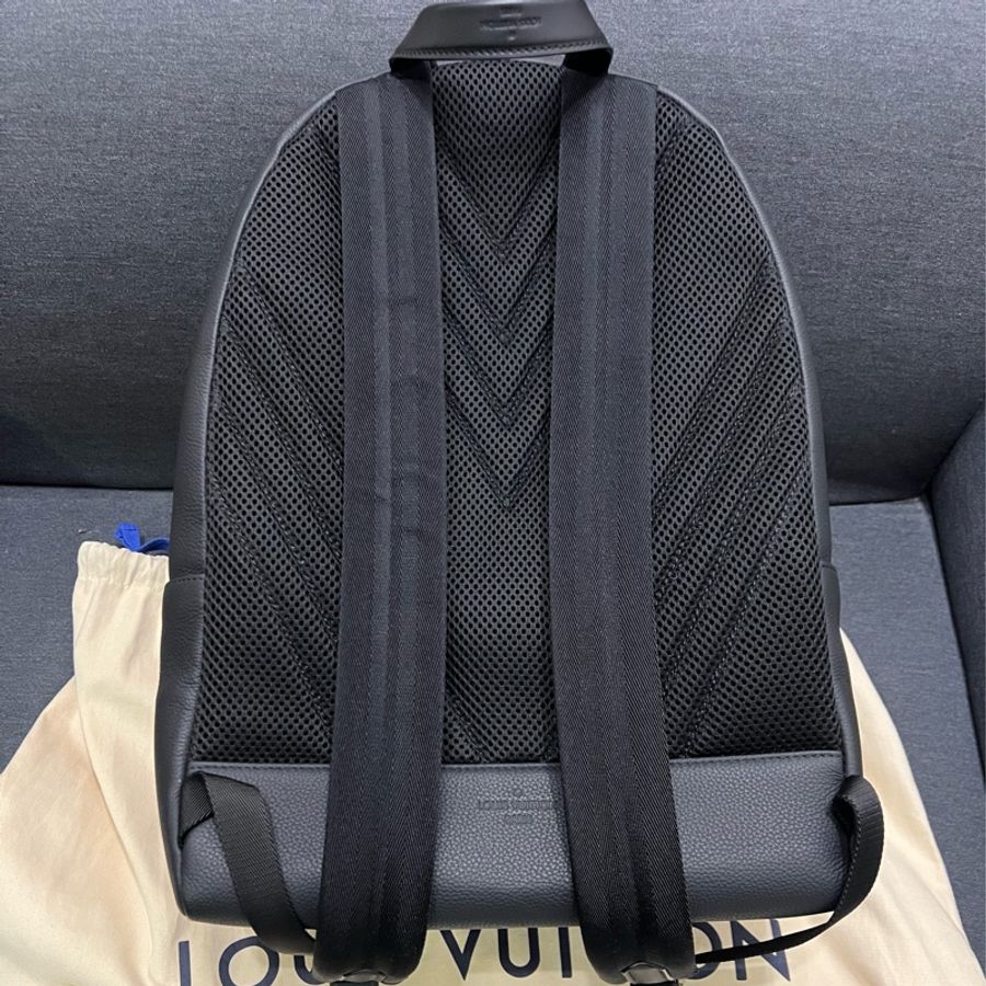 Louis Vuitton 小牛皮Takeoff 背包-2