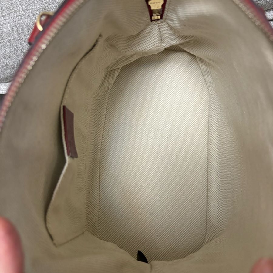 Gucci牛皮壓紋手提斜背貝殼包-14