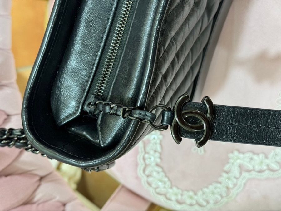 Chanel Gabrielle so black small 小型山型紋流浪包-40