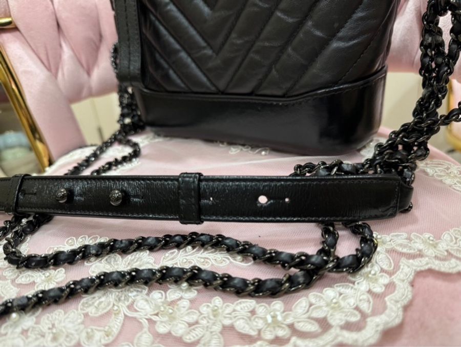 Chanel Gabrielle so black small 小型山型紋流浪包-50