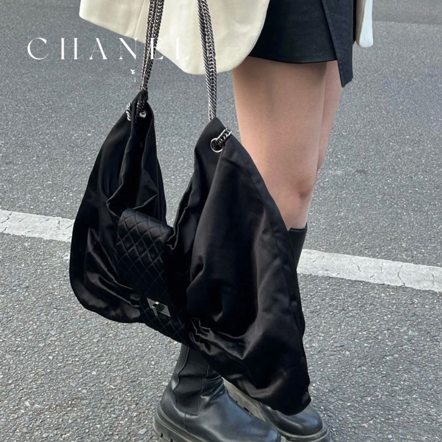 售出欣賞Chanel vintage黑色緞面蝴蝶結款2.55扣鏈包-7