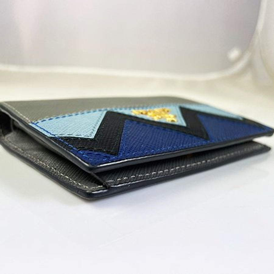 PRADA灰色防刮牛皮拚色造型對開短夾 1MV204-4