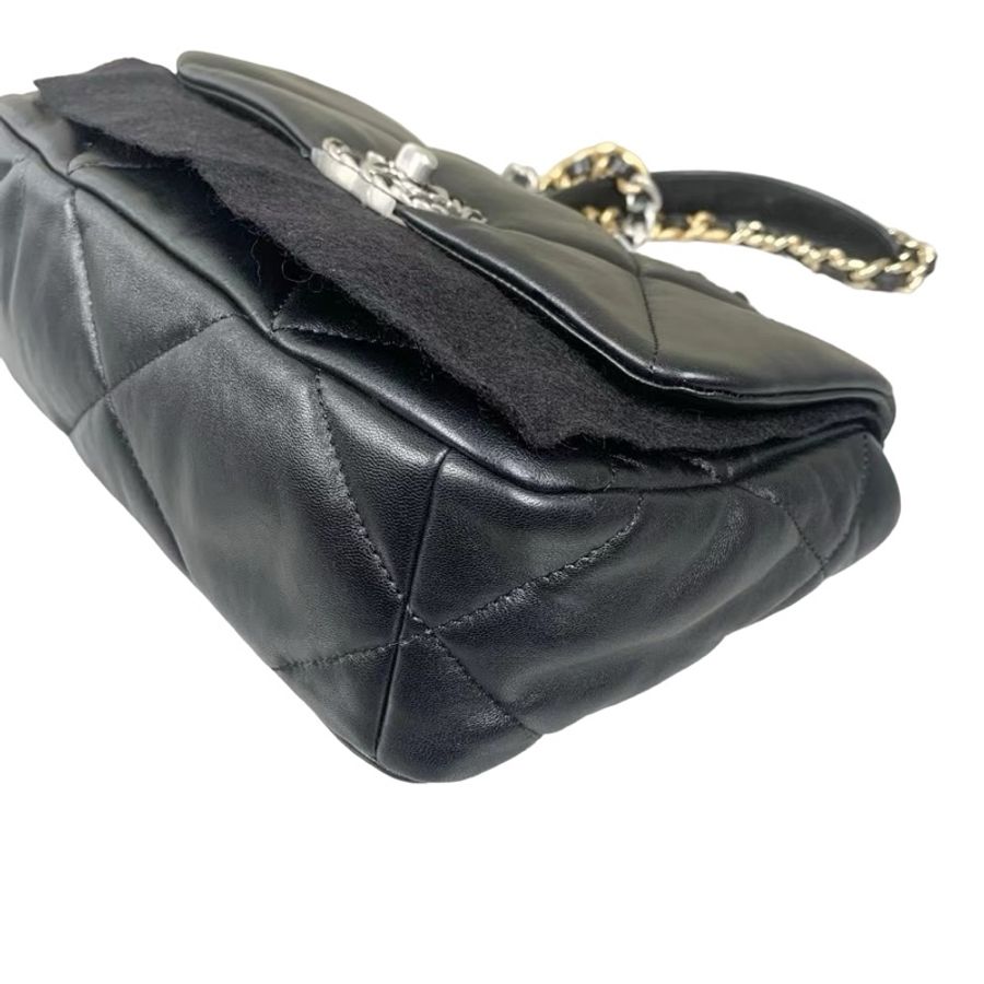 Chanel 19bag small 銀扣-6