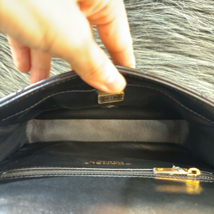 CHANEL AS4023 黑皮 金釦 coco 手提包 handle 斜背包-23