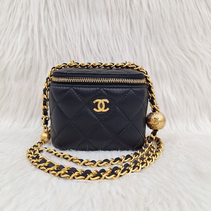 CHANEL AP1447 MINI vanity 黑色羊皮金鍊金球/方盒子小廢包-0