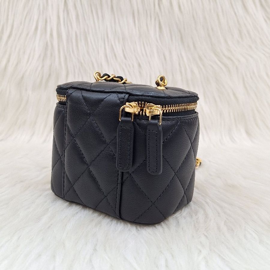 CHANEL AP1447 MINI vanity 黑色羊皮金鍊金球/方盒子小廢包-6
