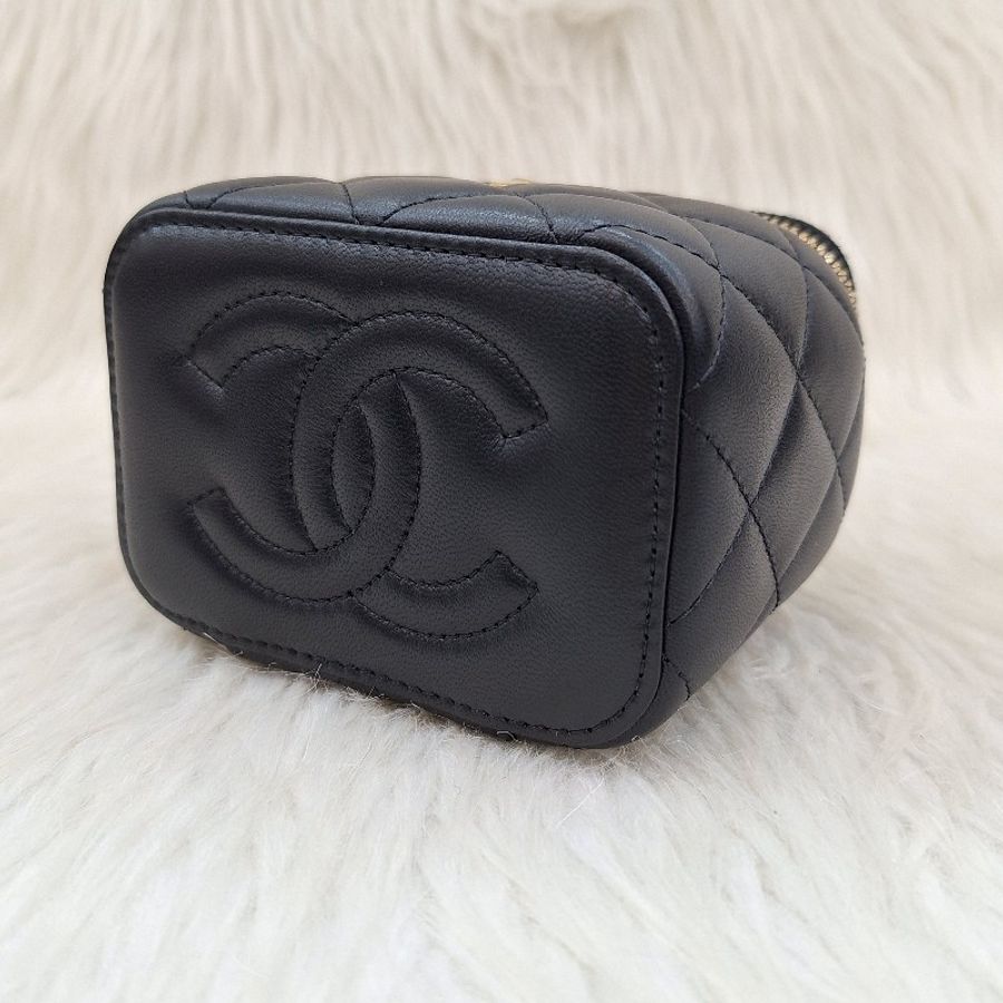 CHANEL AP1447 MINI vanity 黑色羊皮金鍊金球/方盒子小廢包-9