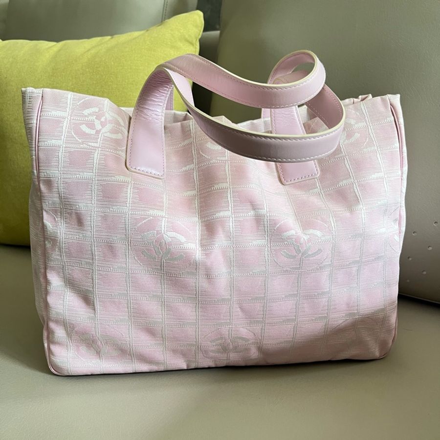 Chanel travel line tote粉色緹花購物包/肩背包-3