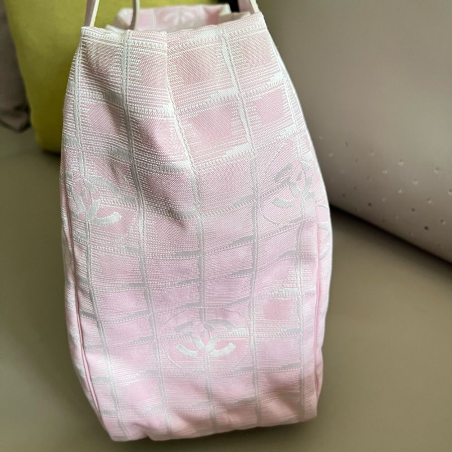 Chanel travel line tote粉色緹花購物包/肩背包-5