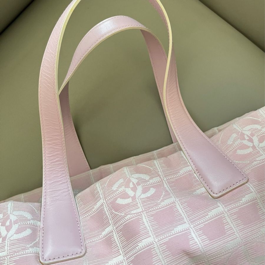 Chanel travel line tote粉色緹花購物包/肩背包-8
