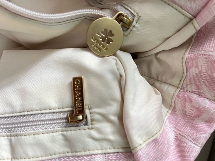 Chanel travel line tote粉色緹花購物包/肩背包-22