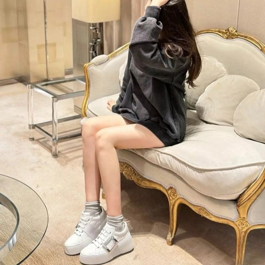 Roger Vivier Viv Skate 厚底7公分方釦皮革運動鞋    IT 36/36.5/37/37.5/38/38.5/39(購買請訊息告知需要尺寸)《當季專櫃正售★全新商品 》-7