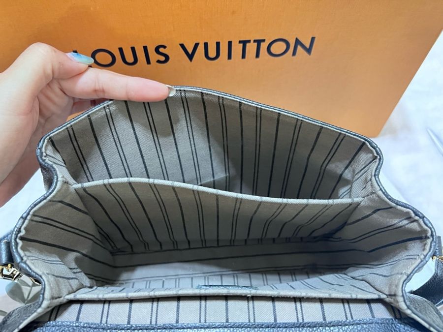 Louis Vuitton黑色郵差包-1