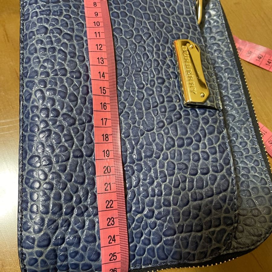 二手 真品 BURBERRY 全皮 斜背包 產地 羅馬尼亞🇷🇴-4