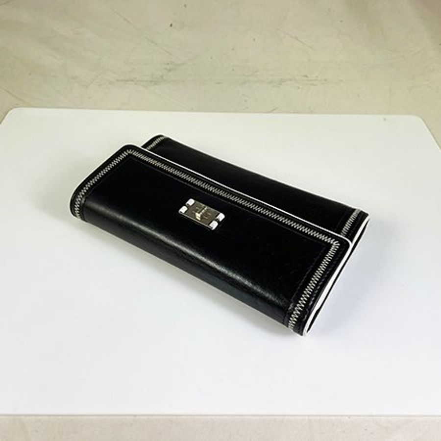 CHANEL黑色牛皮2.55十字釦釦式長夾-2