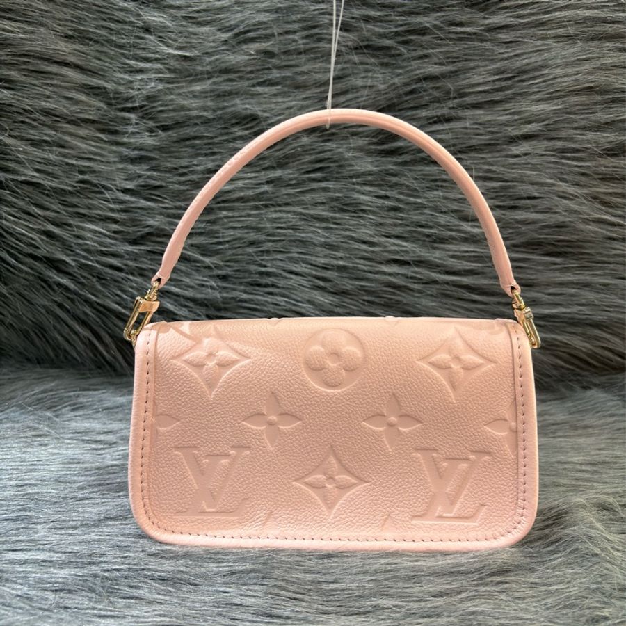 LV M83566 Nano Diane 粉色 壓紋 Empreinte 皮革 手提包 手拿包 肩背包-3
