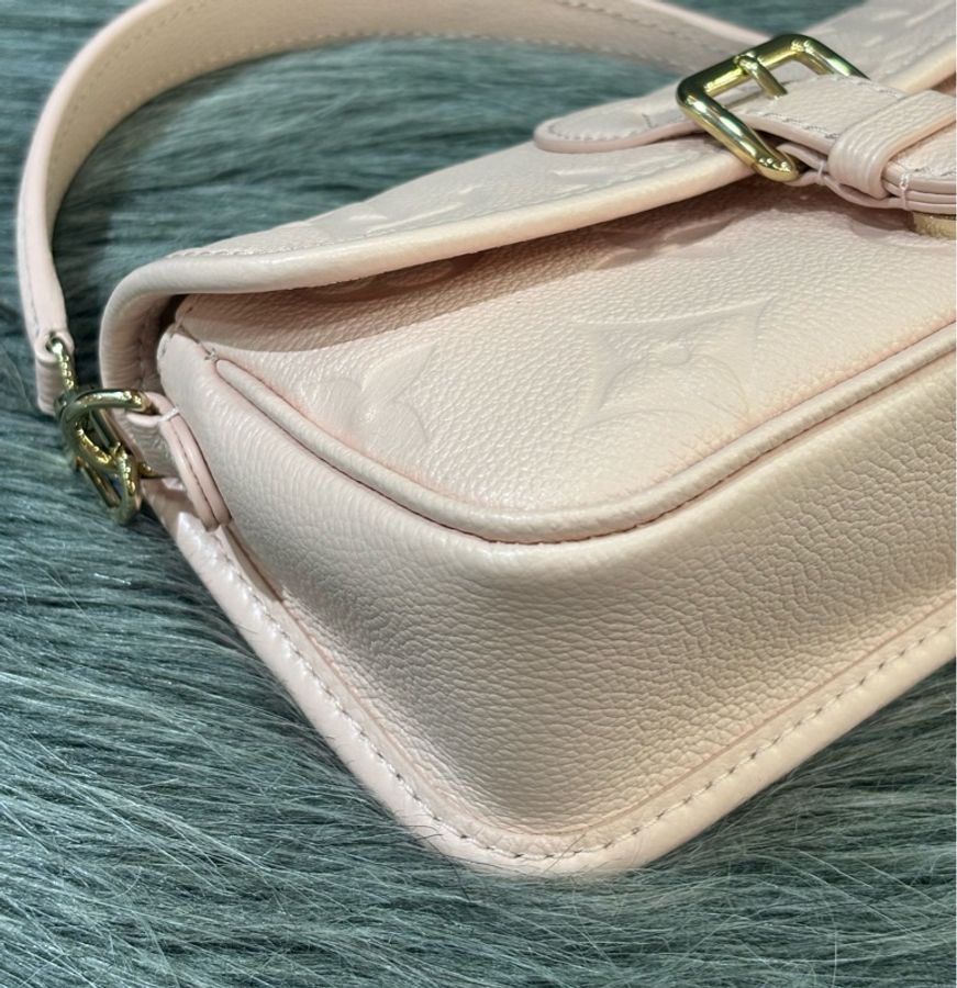 LV M83566 Nano Diane 粉色 壓紋 Empreinte 皮革 手提包 手拿包 肩背包-7