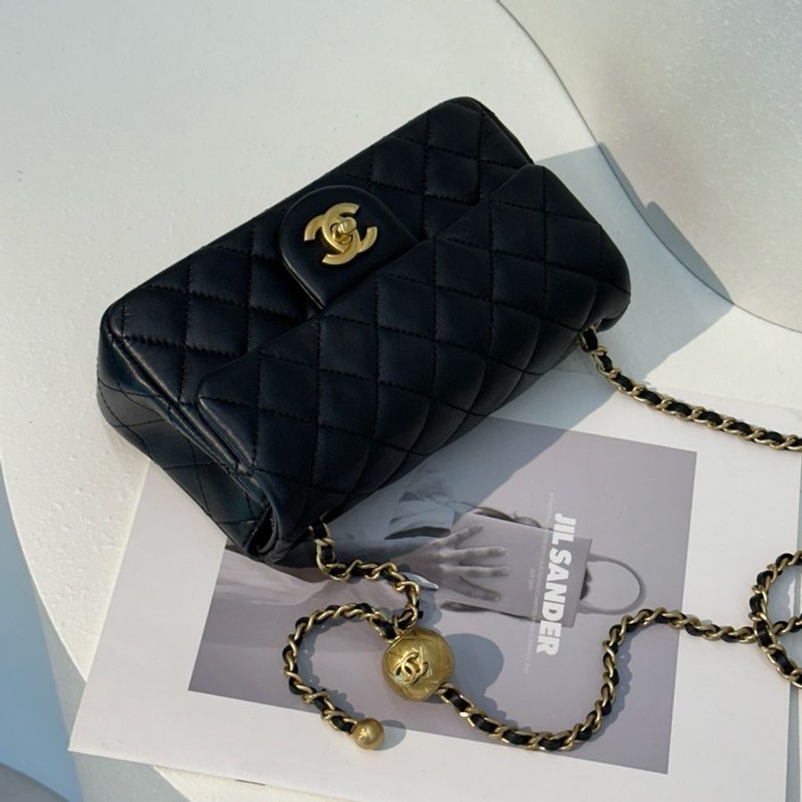 Chanel Mini CF 羊皮黑金金球-2