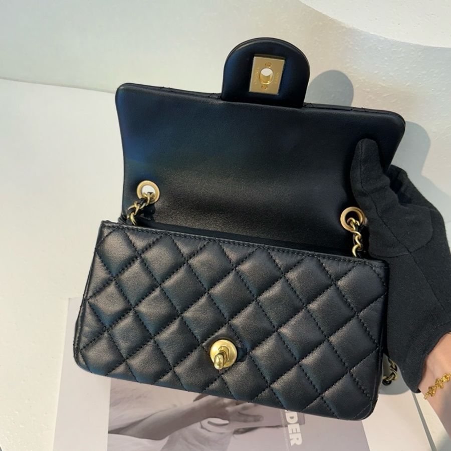 Chanel Mini CF 羊皮黑金金球-3