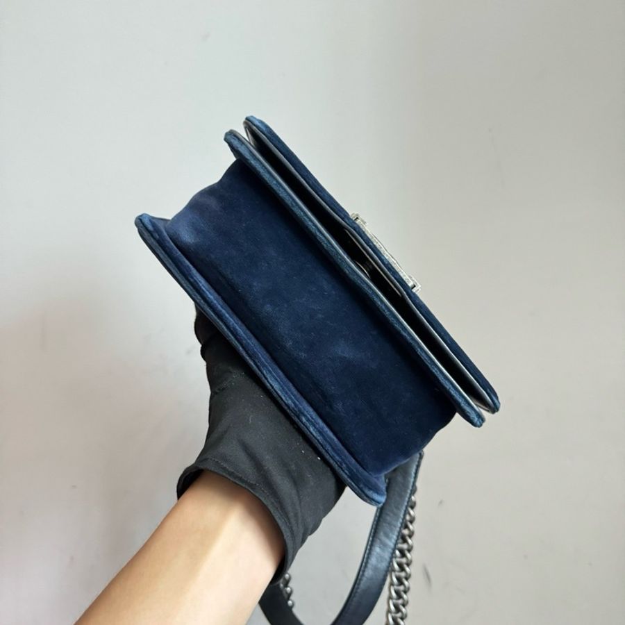 Chanel Leboy 20 復古風藍色絲絨天鵝絨配舊銀色金屬💙-6
