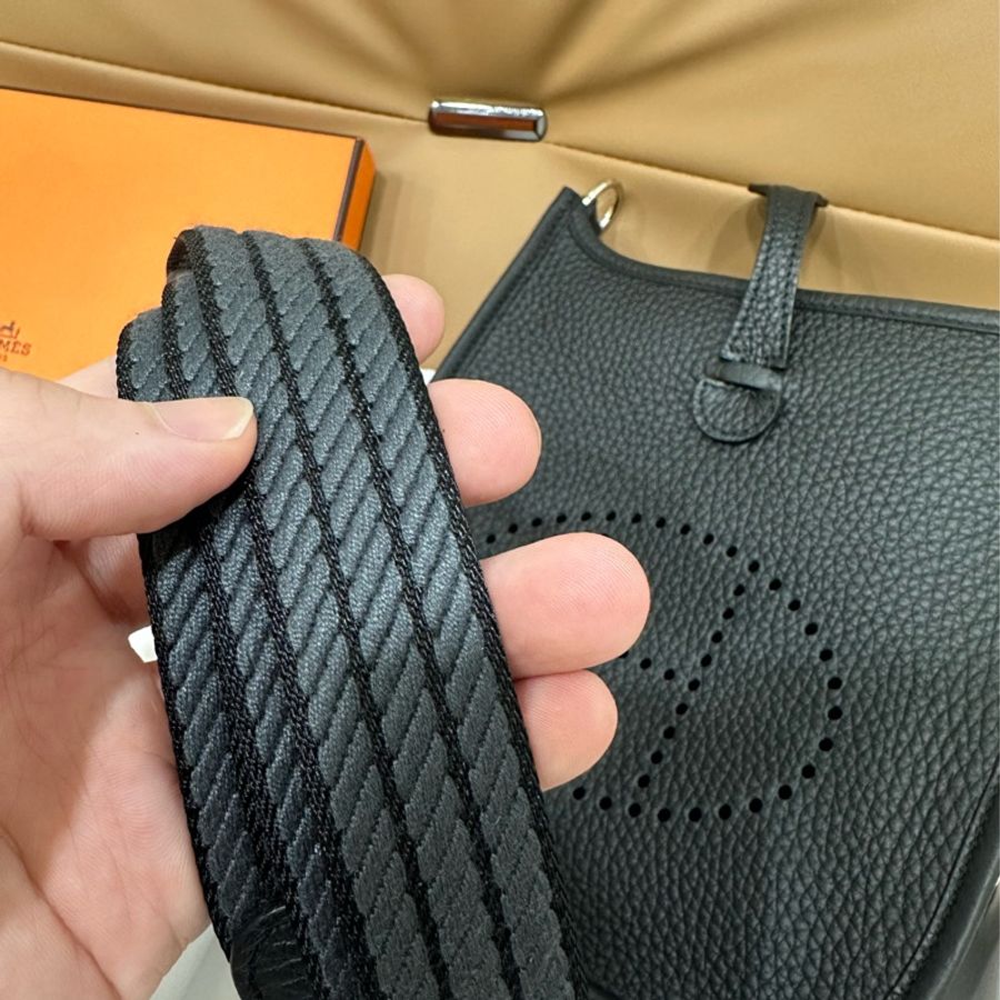 全新Hermes Mini Evelyne-4