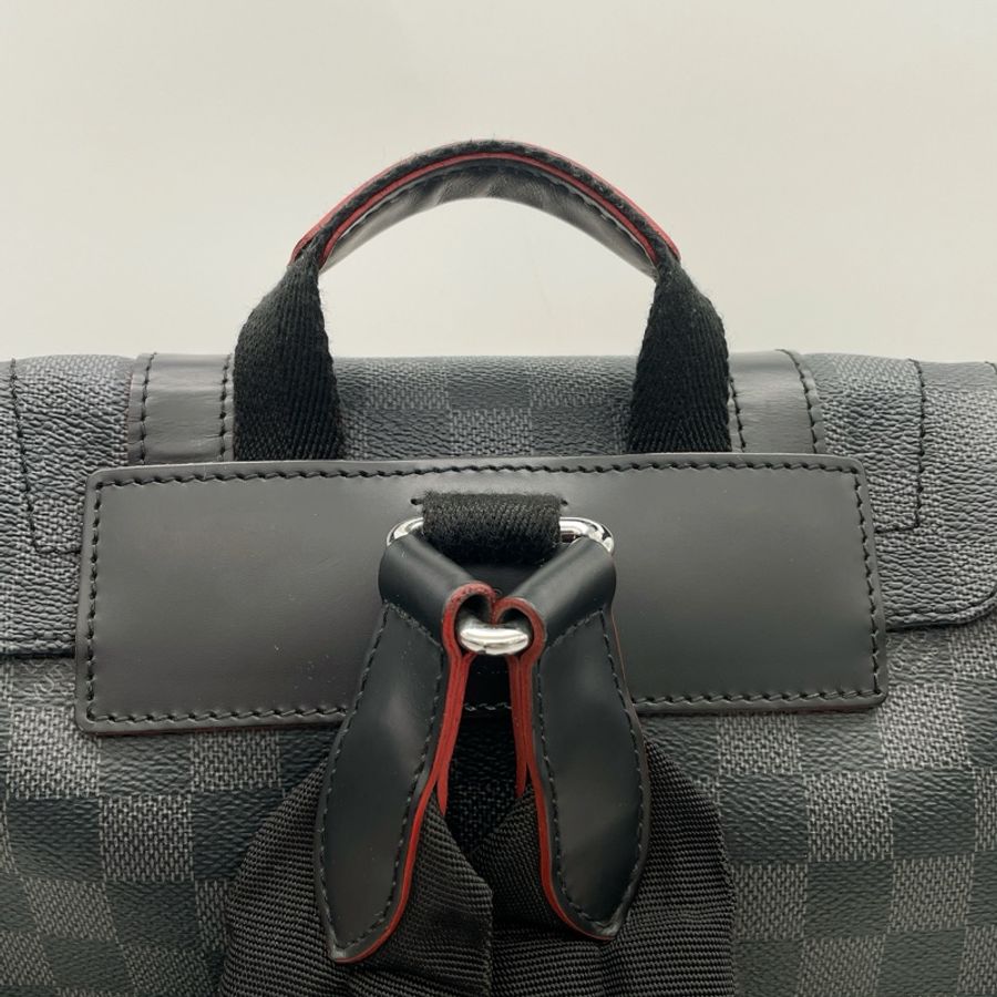黑灰棋盤格徽章後背包 CHRISTOPHER PM-17