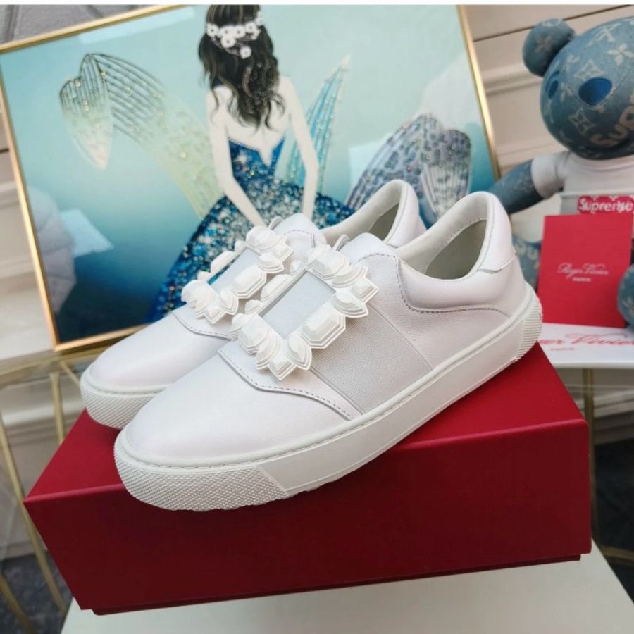 🎁當季特價🎁Roger Vivier Very Vivier 橡膠扣環皮革白色運動鞋 IT 36-4