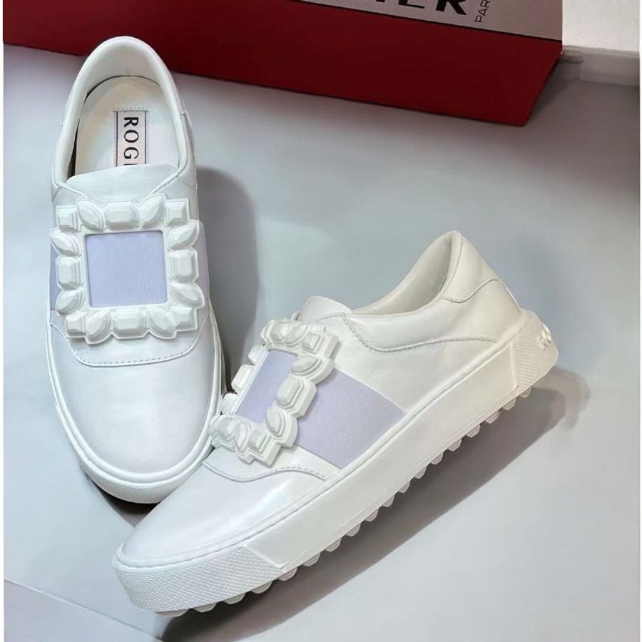 🎁當季特價🎁Roger Vivier Very Vivier 橡膠扣環皮革白色運動鞋 IT 36-11