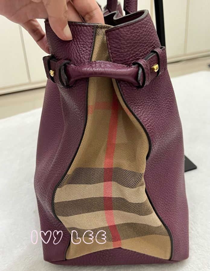 Burberry 紫色皮革和 House Check 帆布橫幅托特包 肩背包 斜背包 二手精品-16