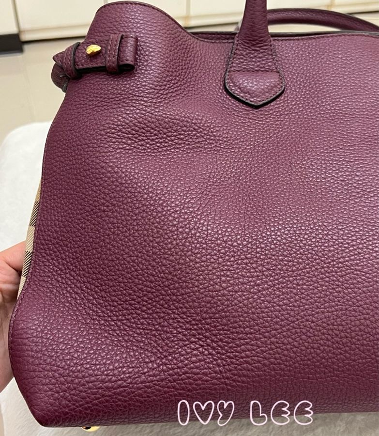 Burberry 紫色皮革和 House Check 帆布橫幅托特包 肩背包 斜背包 二手精品-31