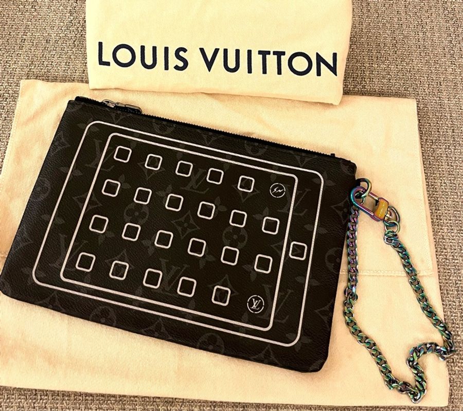 全新正品未使用 LV 黑花X 藤原浩限量手拿包-12