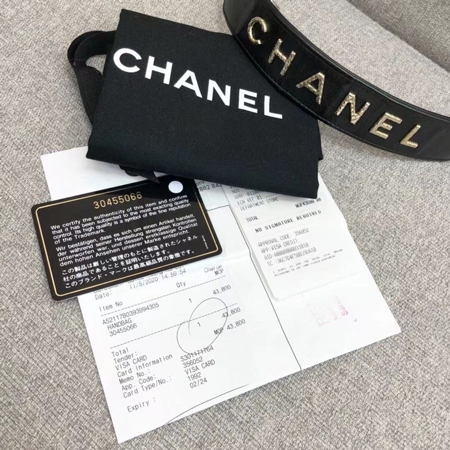 Chanel香奈兒Leboy小號手柄黑色菠蘿扣羊皮鏈條包,鐳射30開 Boy-6
